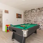 Ferienhaus Iskra *