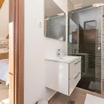 Iskra Ferienhaus *