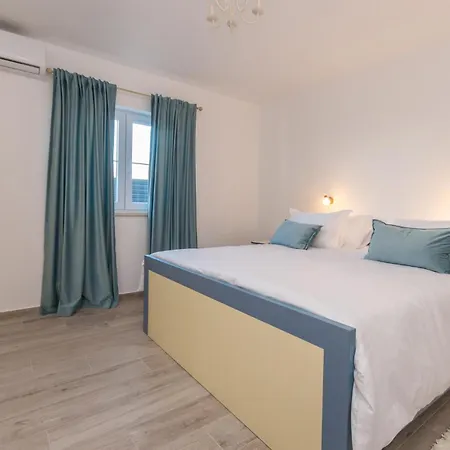 Iskra Ferienhaus Kakma